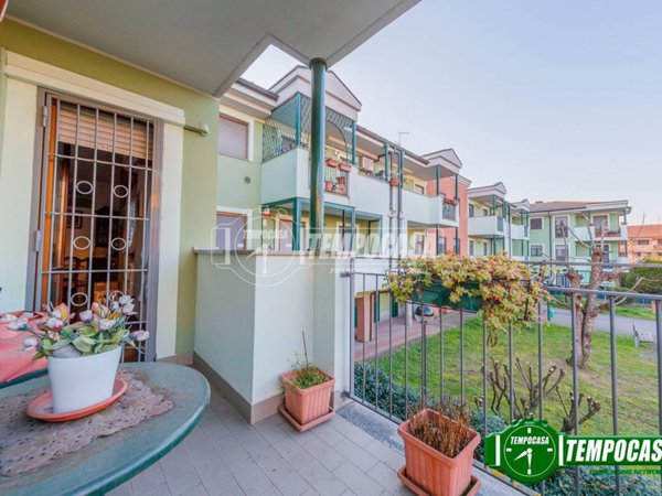 appartamento in vendita a Rosate