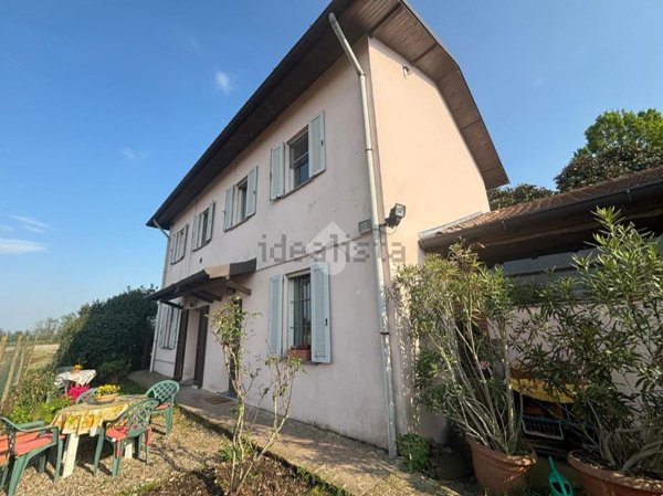 appartamento in vendita a Rosate