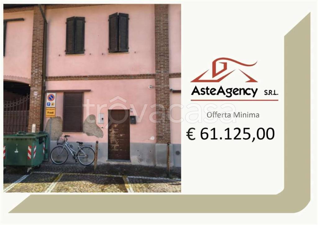 casa indipendente in vendita a Rosate
