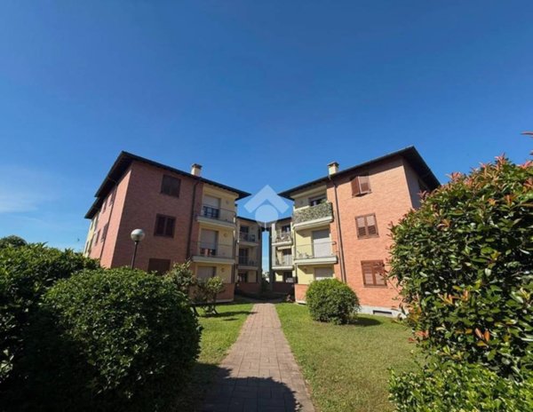 appartamento in vendita a Rosate