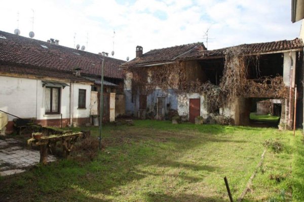 casa indipendente in vendita a Rosate