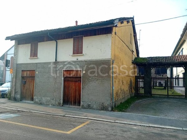 casa indipendente in vendita a Rosate