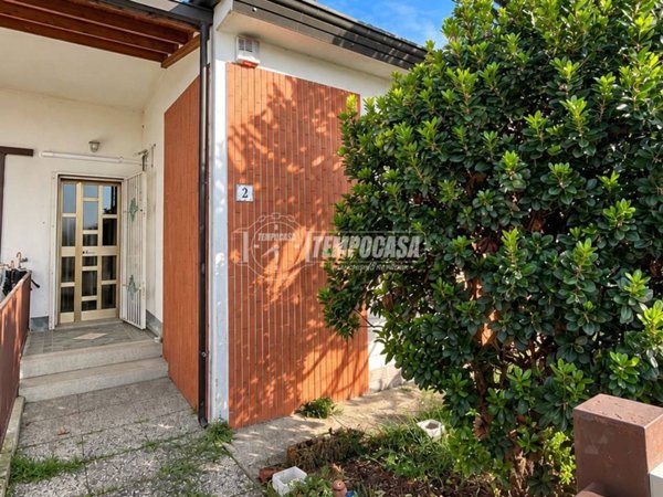 appartamento in vendita a Rosate