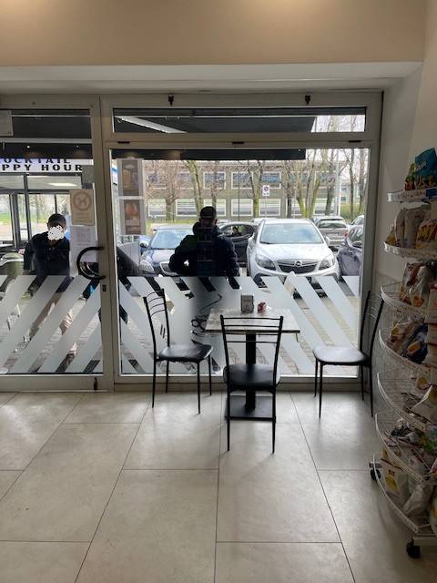 negozio in vendita a Rozzano