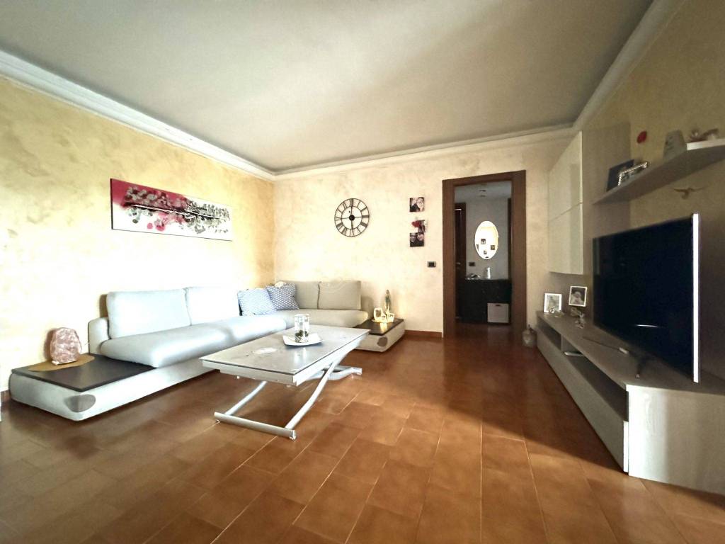 appartamento in vendita a Rozzano