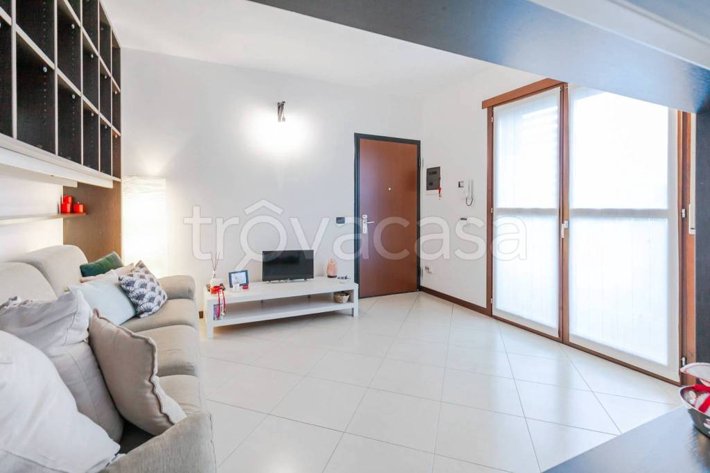 appartamento in vendita a Rozzano
