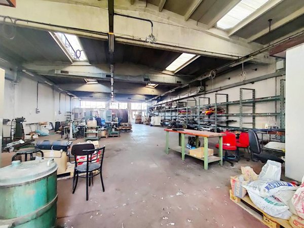 appartamento in vendita a Rozzano in zona Quinto Stampi