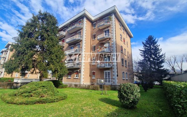appartamento in vendita a Rozzano