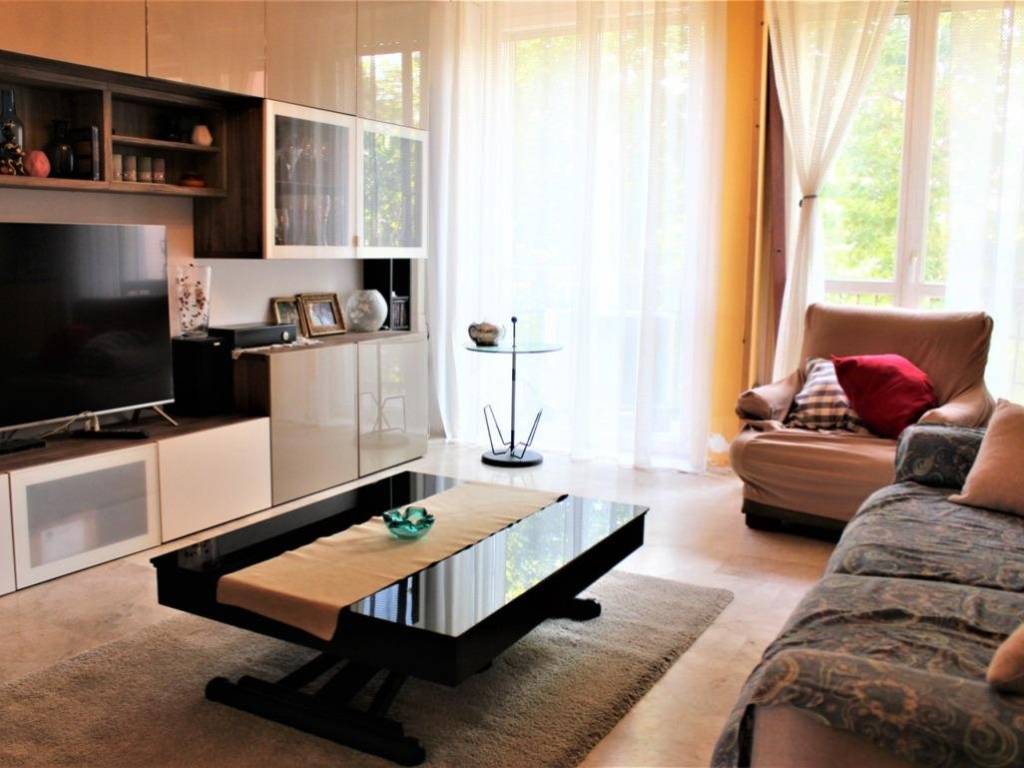 appartamento in vendita a Rozzano
