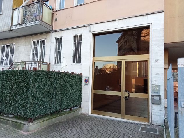 ufficio in vendita a Rozzano in zona Quinto Stampi