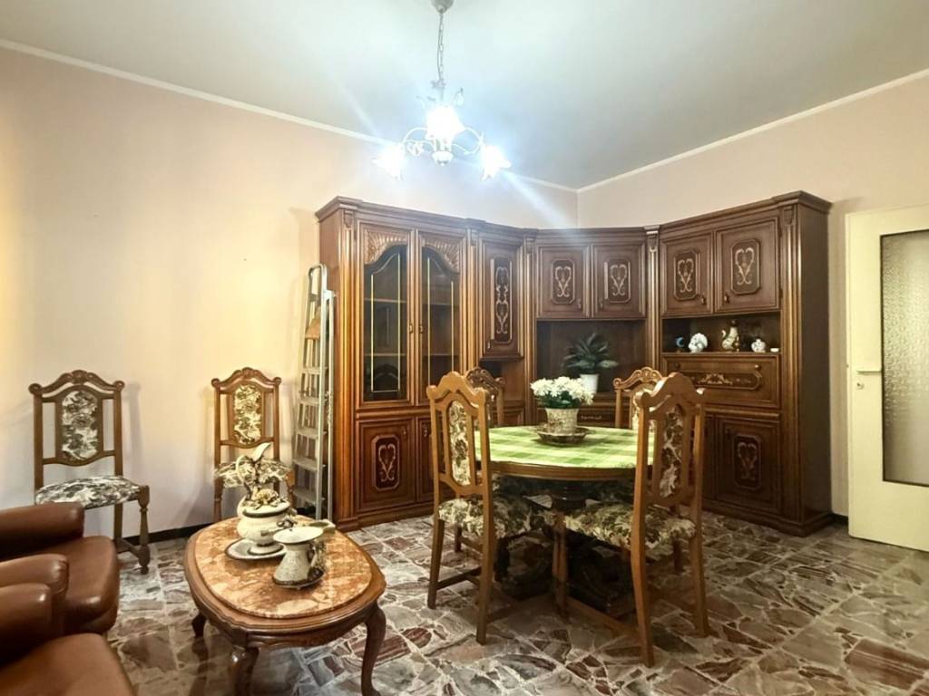 appartamento in vendita a Rozzano