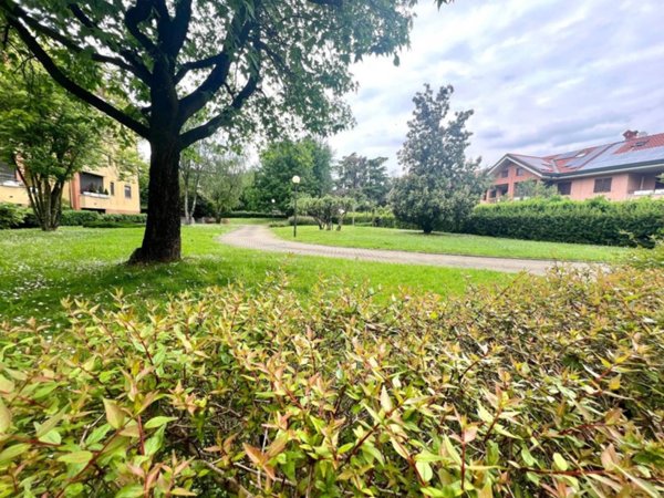 casa indipendente in vendita a Rozzano