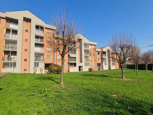 appartamento in vendita a Rozzano