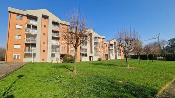 appartamento in vendita a Rozzano
