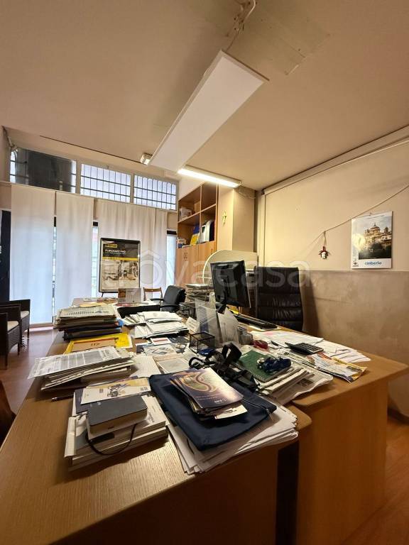 ufficio in vendita a Rozzano