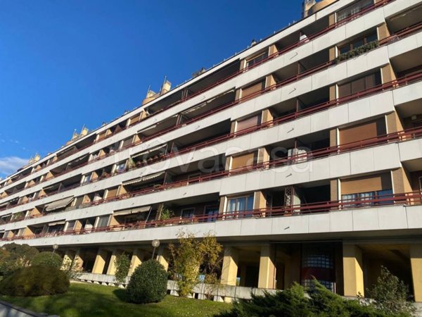 appartamento in vendita a Rozzano in zona Valleambrosia