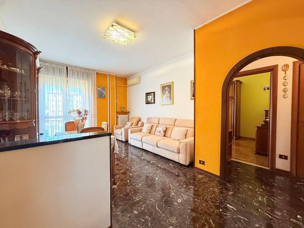 appartamento in vendita a Rozzano
