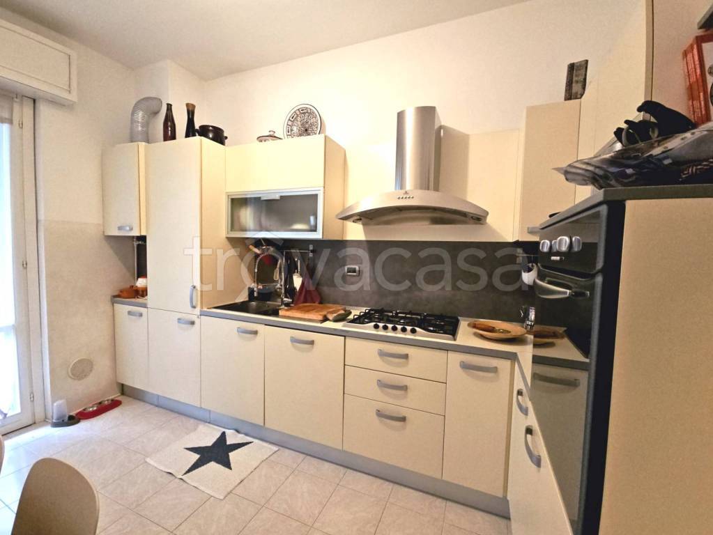 appartamento in vendita a Rozzano