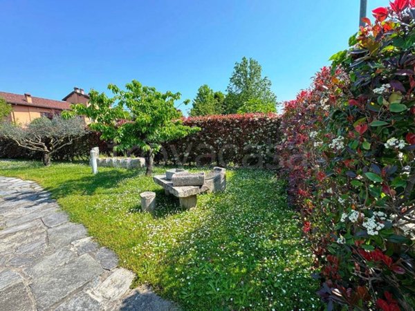 casa indipendente in vendita a Rozzano