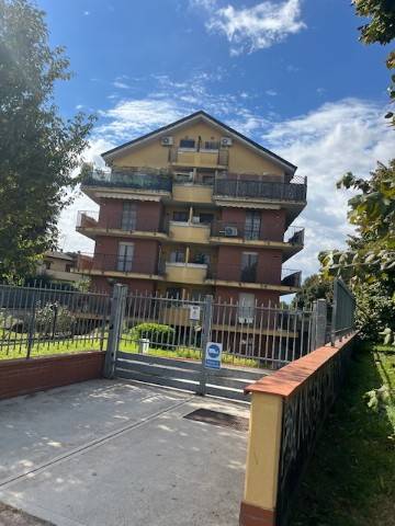 appartamento in vendita a Rozzano