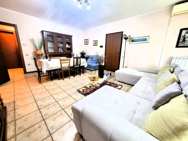 appartamento in vendita a Rozzano