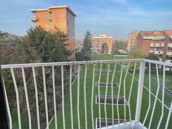 appartamento in vendita a Rozzano