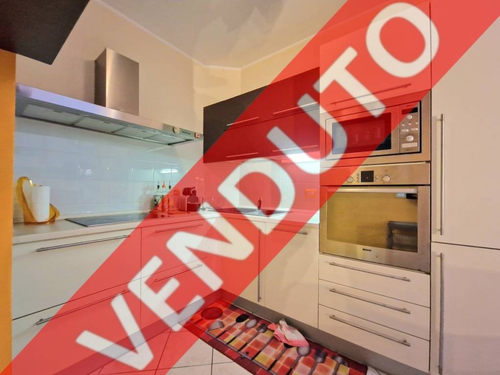 appartamento in vendita a Rozzano