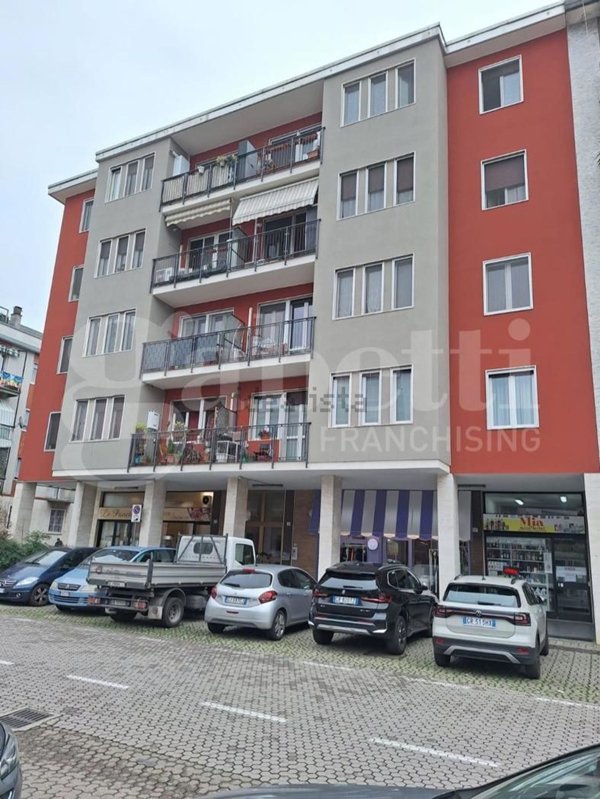 appartamento in vendita a Rozzano