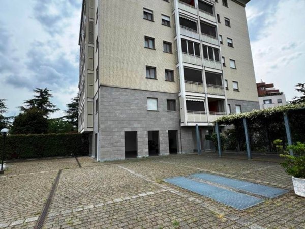 appartamento in vendita a Rozzano