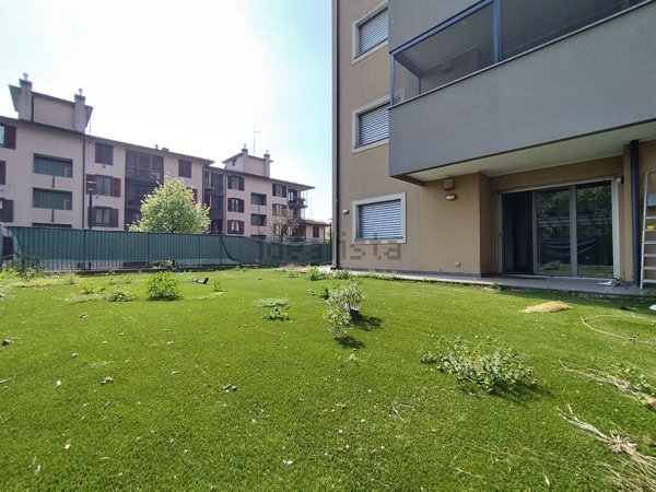 appartamento in vendita a Rozzano