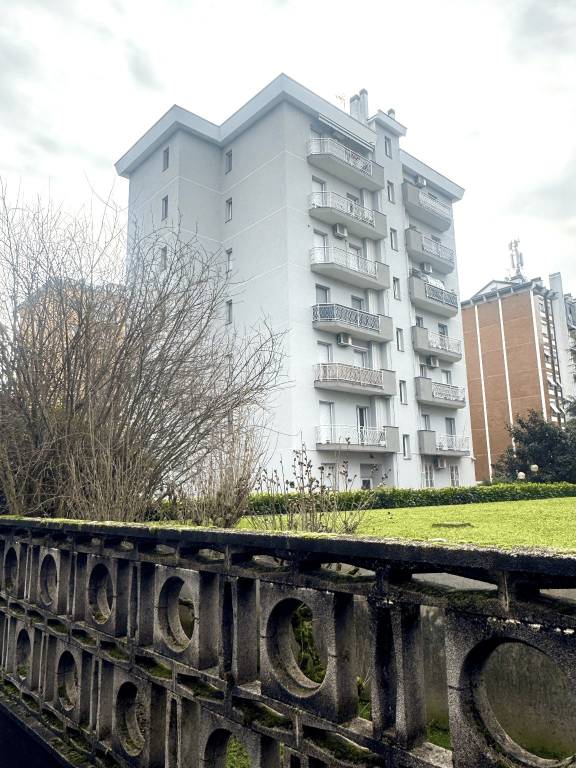 appartamento in vendita a Rozzano
