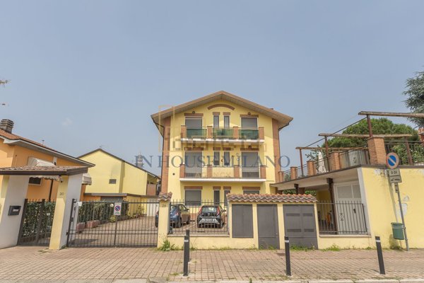 appartamento in vendita a Rozzano