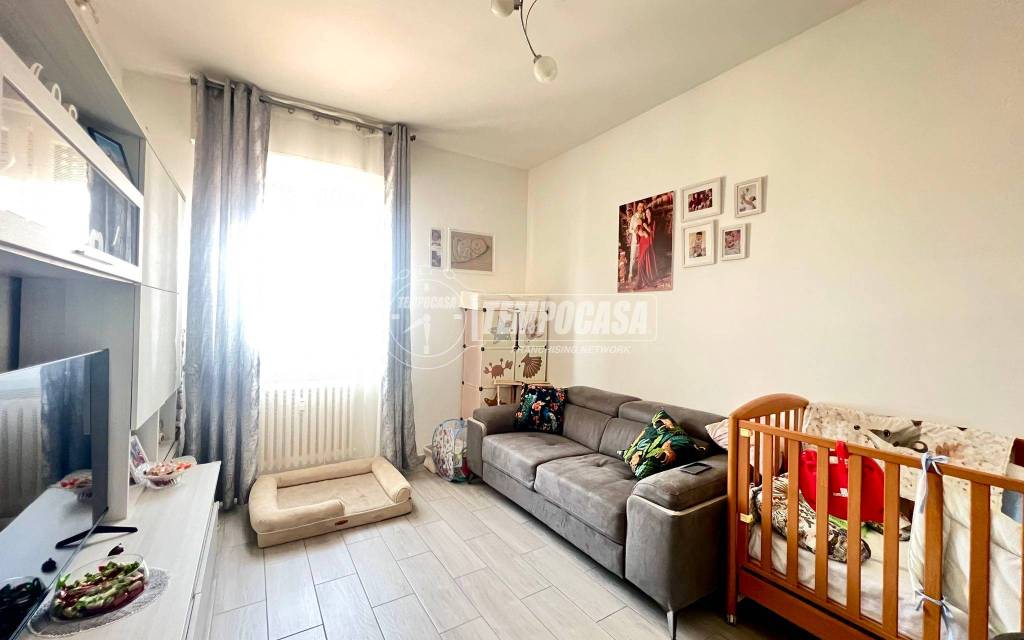 appartamento in vendita a Rozzano in zona Valleambrosia