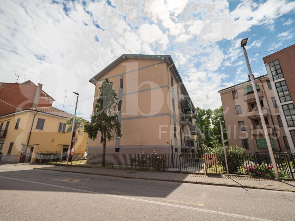 appartamento in vendita a Rozzano