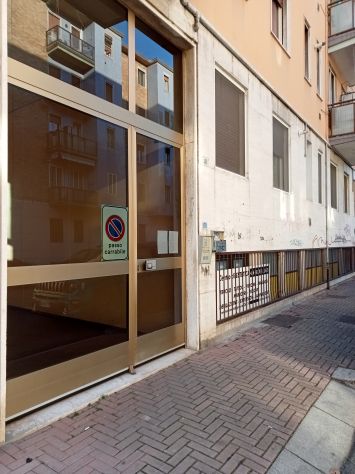appartamento in vendita a Rozzano in zona Quinto Stampi