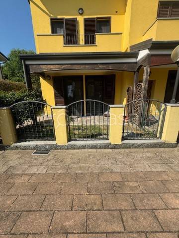 casa indipendente in vendita a Rozzano