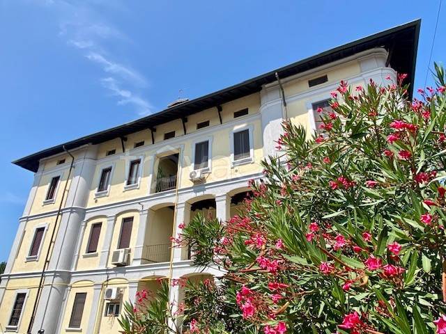 appartamento in vendita a Rozzano in zona Cassino Scanasio