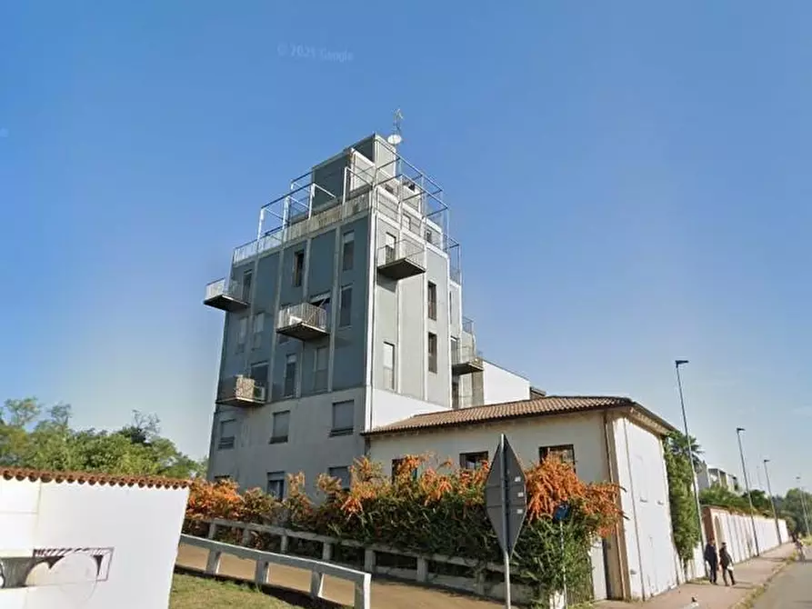 appartamento in vendita a Rozzano in zona Cassino Scanasio