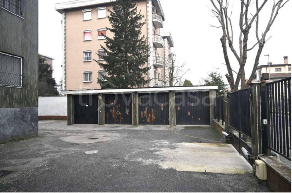 appartamento in vendita a Rozzano
