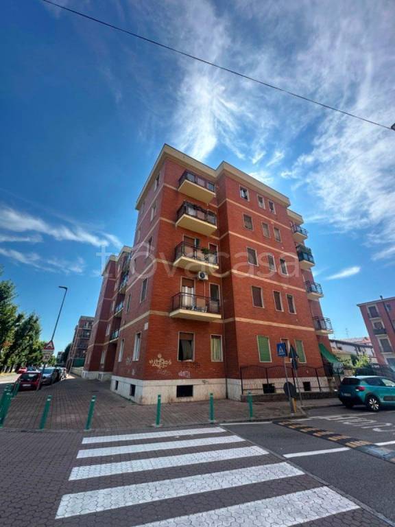 appartamento in vendita a Rozzano in zona Cassino Scanasio