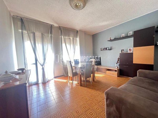 appartamento in vendita a Rozzano in zona Valleambrosia