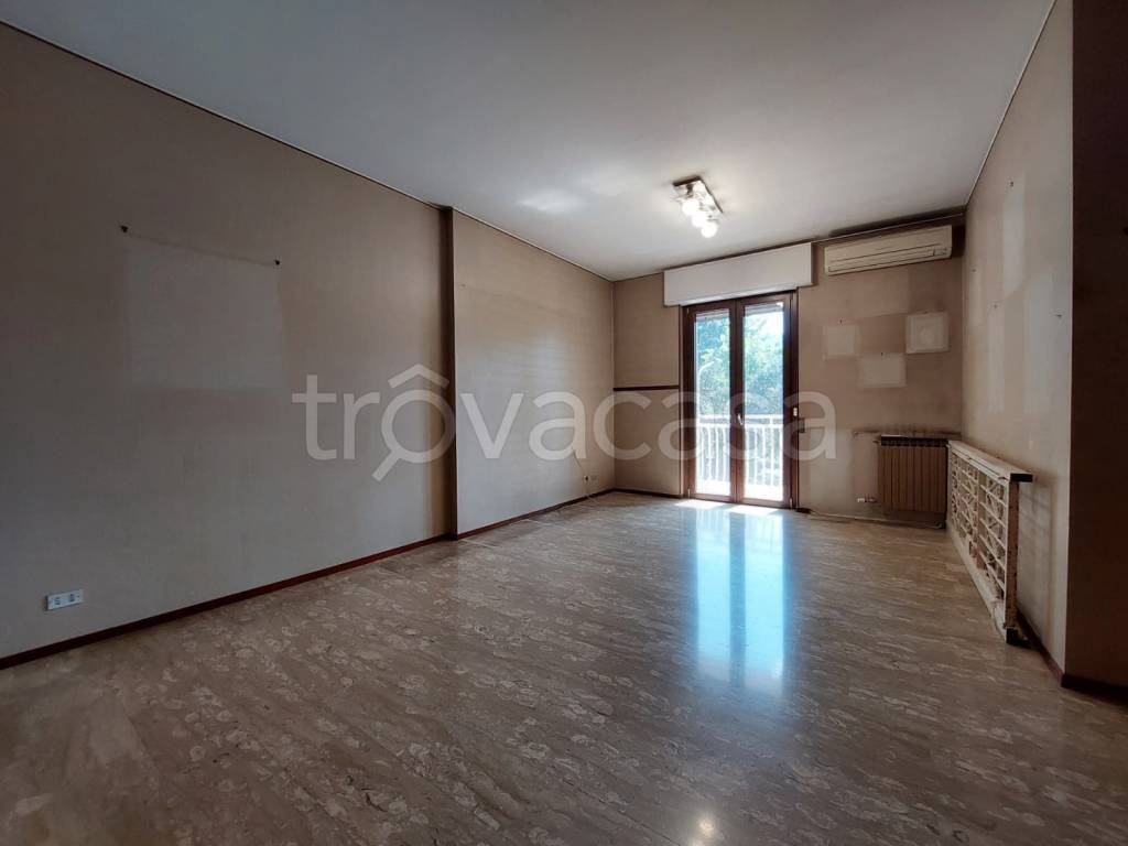 appartamento in vendita a Rozzano