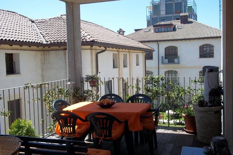 appartamento in vendita a Rozzano in zona Cassino Scanasio