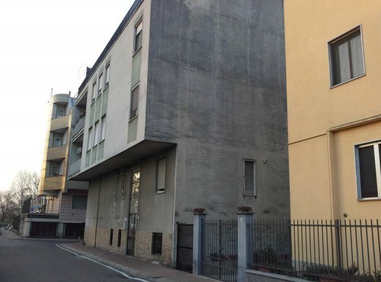appartamento in vendita a Rozzano