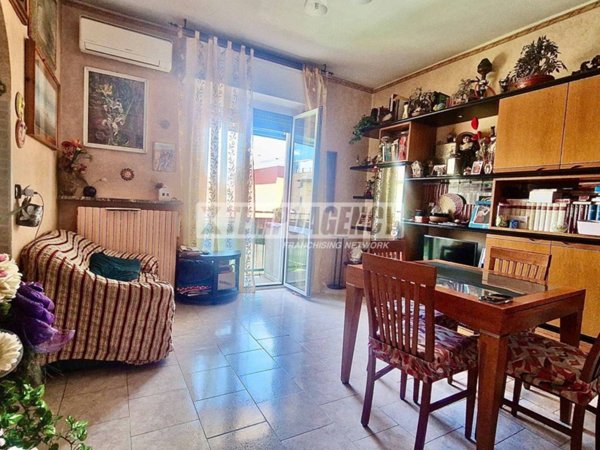 appartamento in vendita a Rozzano in zona Cassino Scanasio