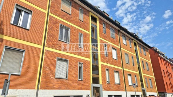 appartamento in vendita a Rozzano in zona Valleambrosia