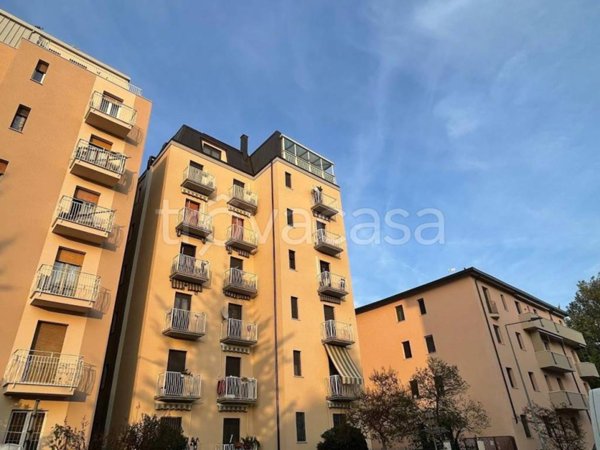 appartamento in vendita a Rozzano