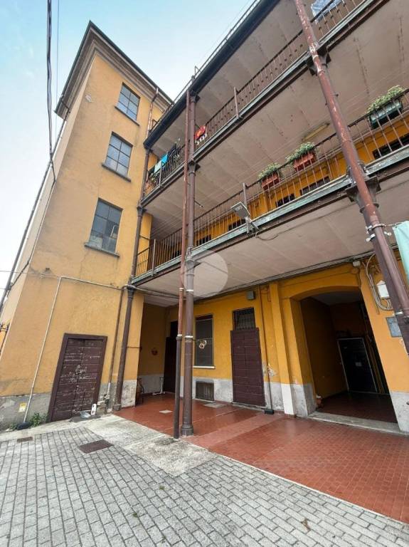 appartamento in vendita a Rozzano