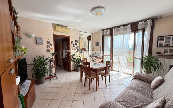 appartamento in vendita a Rozzano