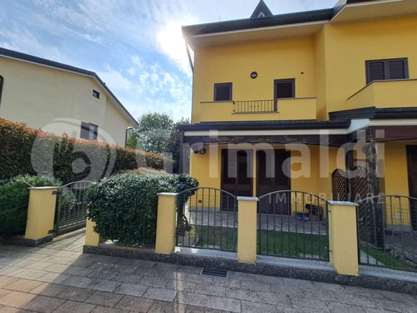 casa indipendente in vendita a Rozzano
